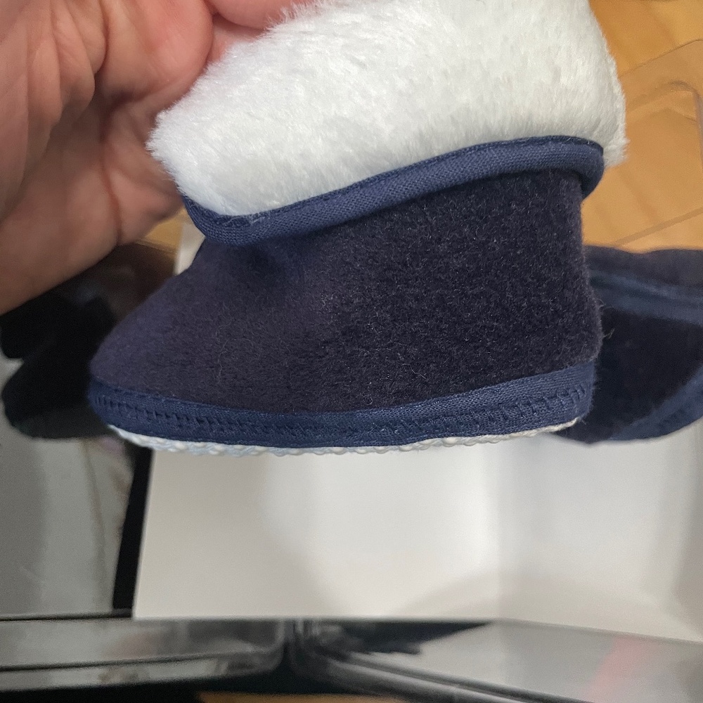Tiny toes booties